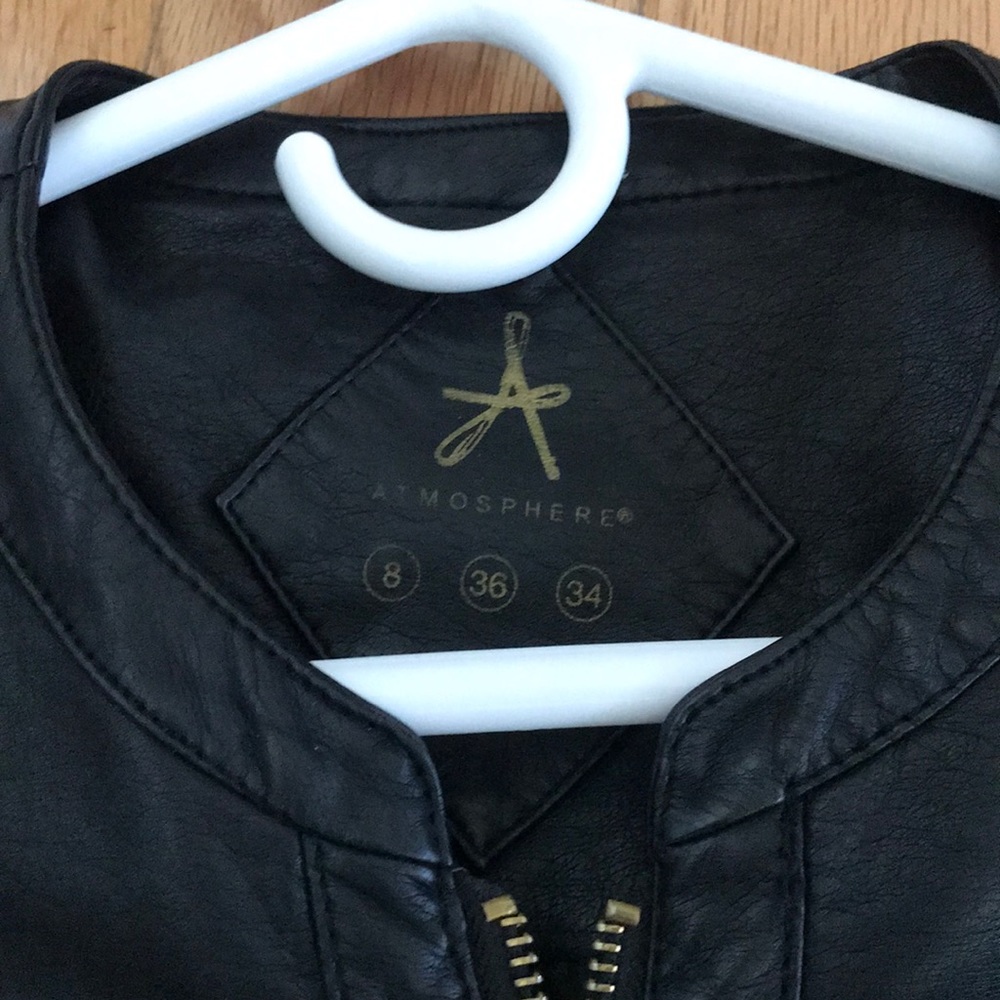 Timeless Leather Jacket - Picture 2 of 4